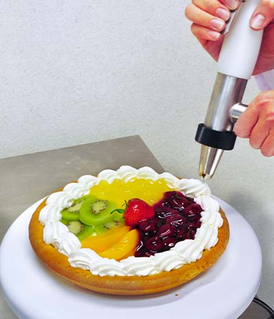 Semi-Automatic Electric Cake Icing Machine, For Bakery at Rs 39500/piece in  Ernakulam